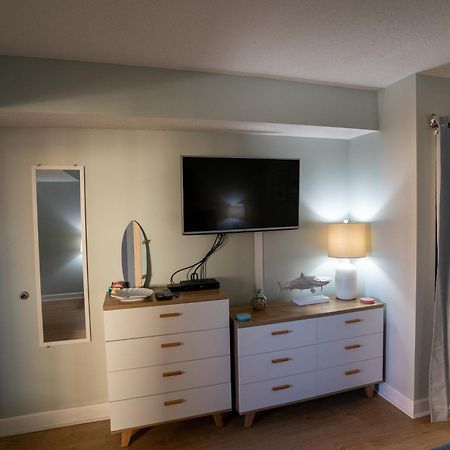 Oceanview Condo With Pool, Hot Tub, Balcony, Right On The Beach マートルビーチ エクステリア 写真