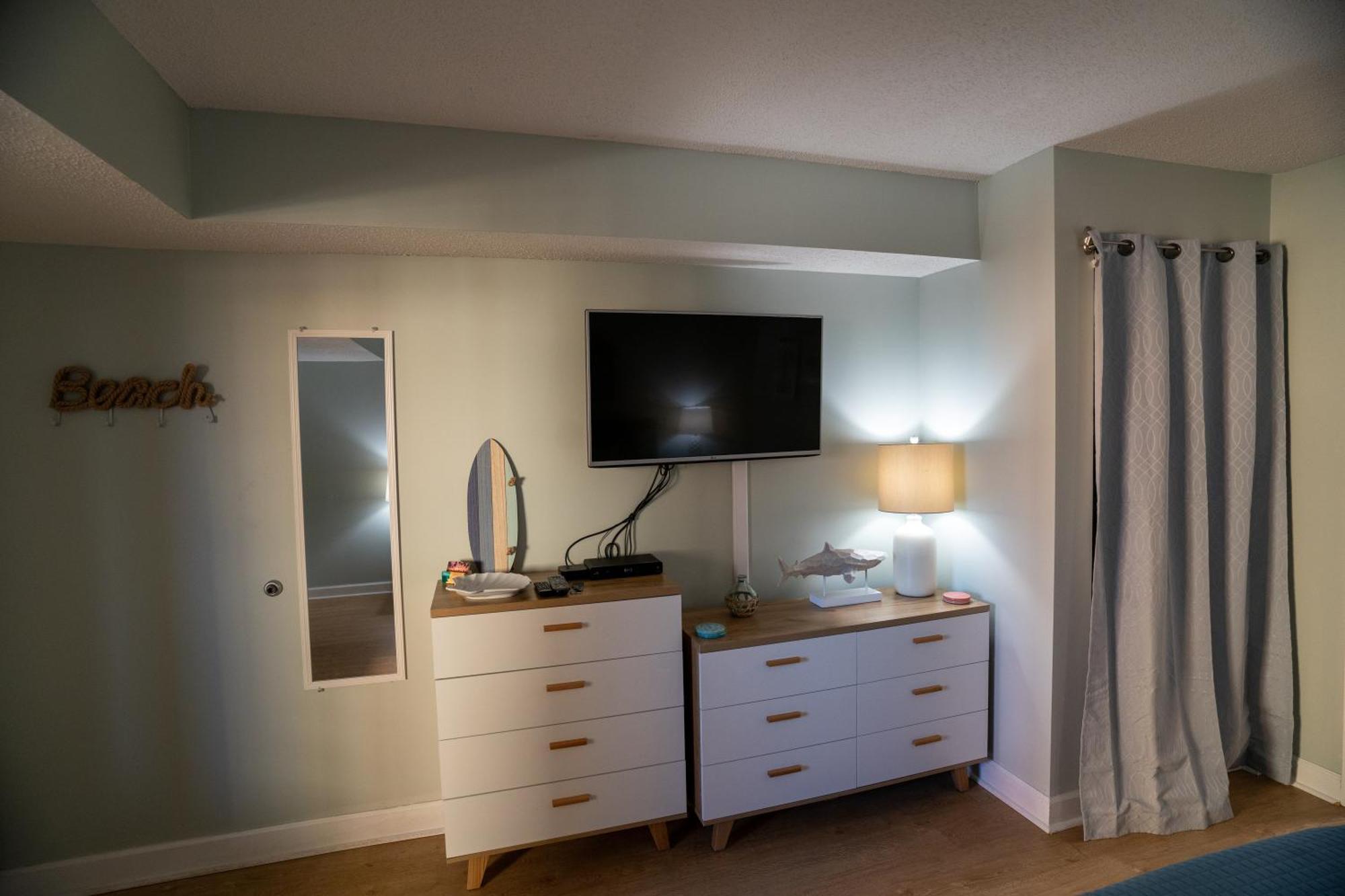 Oceanview Condo With Pool, Hot Tub, Balcony, Right On The Beach マートルビーチ エクステリア 写真